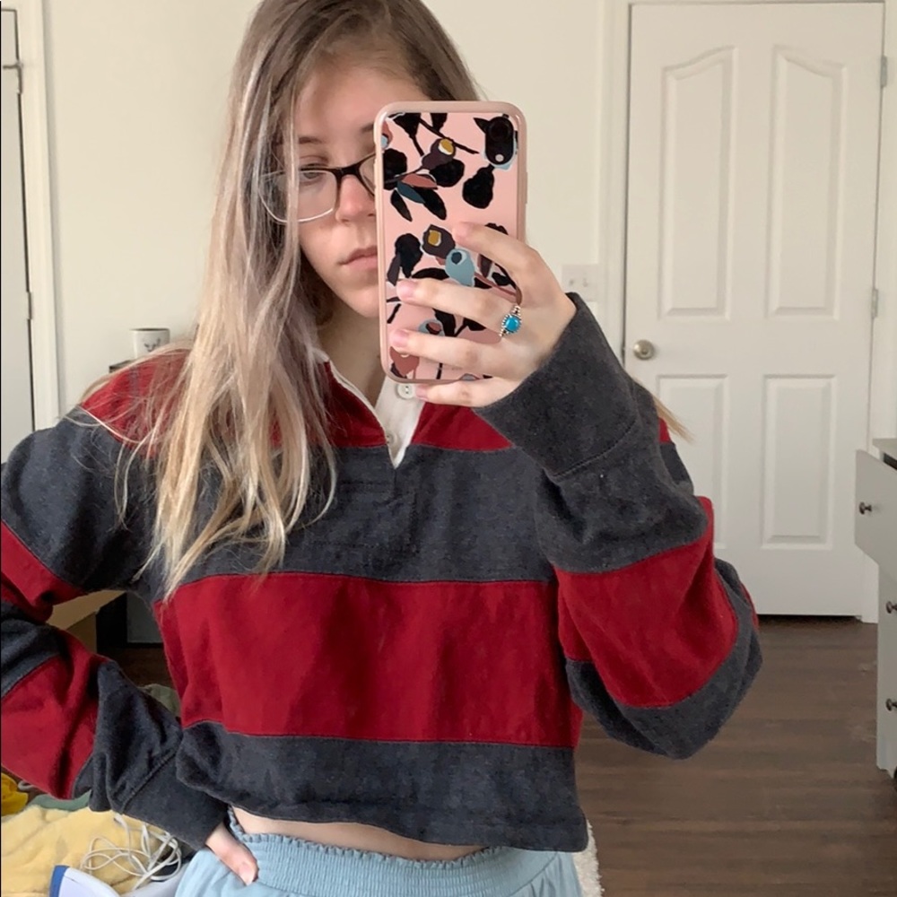 NEW Urban Outfitters cropped sweater